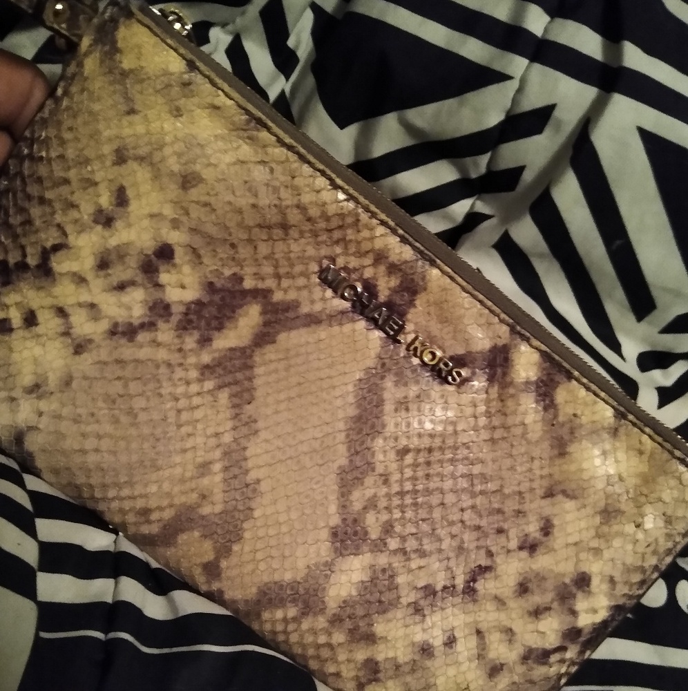MK Clutch